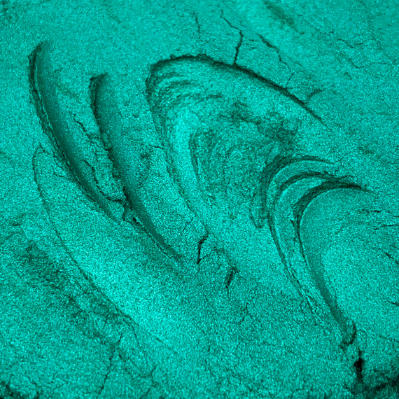 Emerald Green Metallic Mica Powder for Epoxy Resin 50 Grams