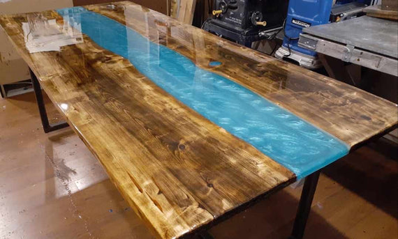 Tabletop and Art Epoxy Resin 2 Gallon Kit